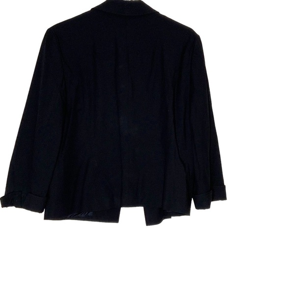 ANN Taylor short black jacket with front pockets and buttons. Size 10 - Picture 3 of 5